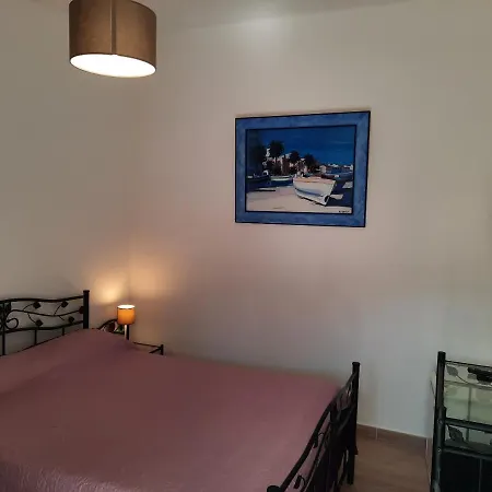 Pensión Les Jardins De Santa Giulia - Charmante Dhte Porto Vecchio